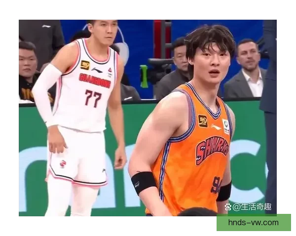 广东男篮火力全开迎战四川队季后赛席位之争悬念再起